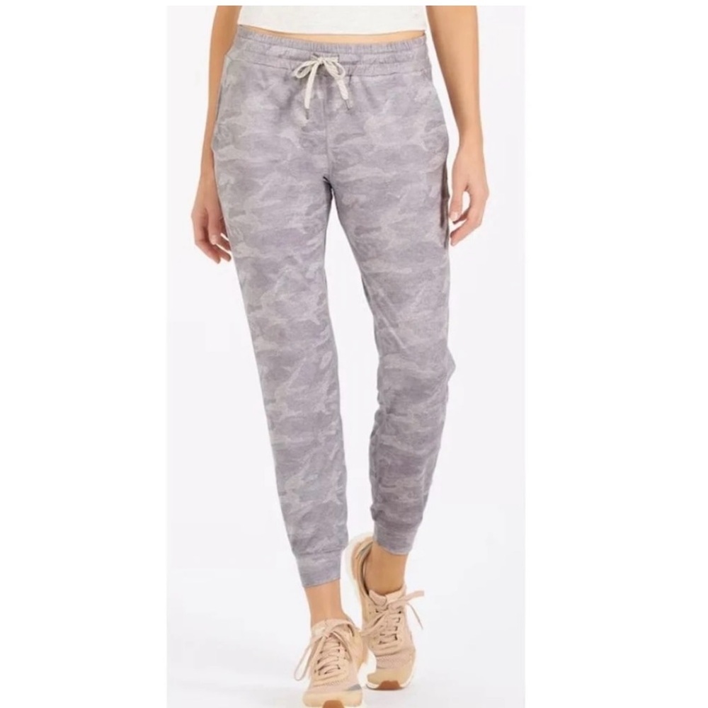 Vuori Performance Joggers